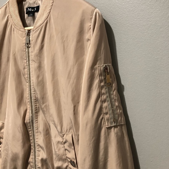 Bomber jacket - Picture 3 of 5